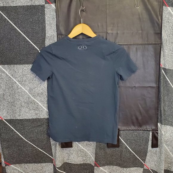 3/$20.   Youth M Under Armour T-shirt - Picture 3 of 3